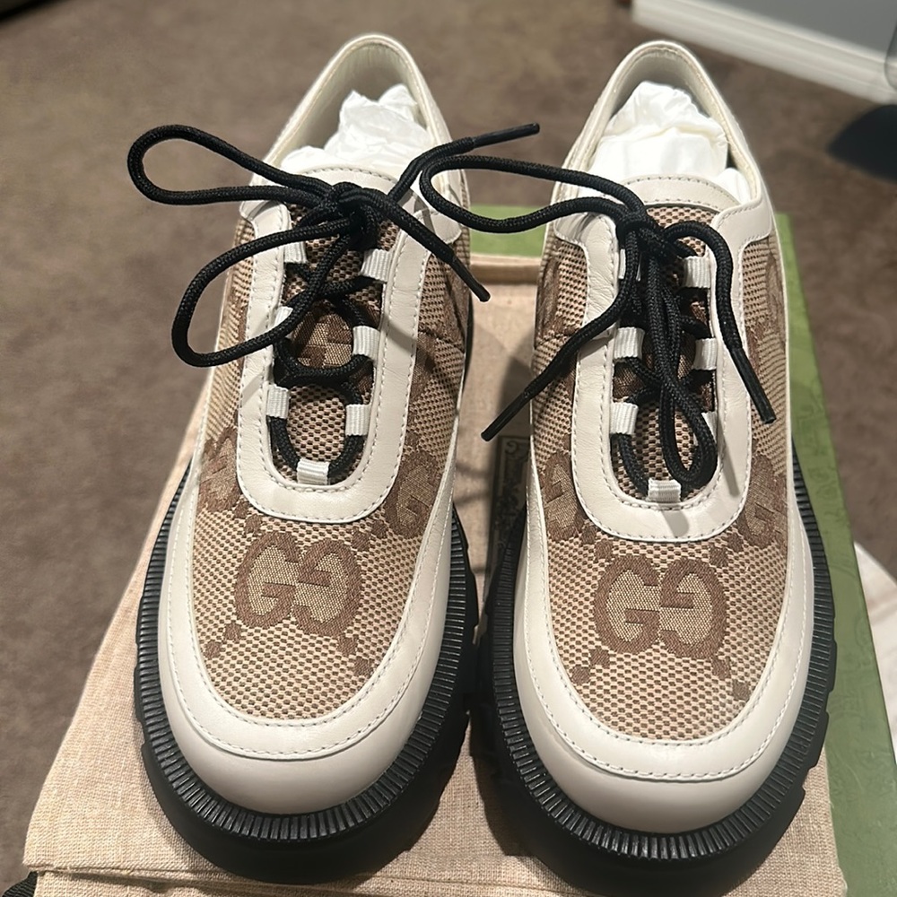 Gucci shoes